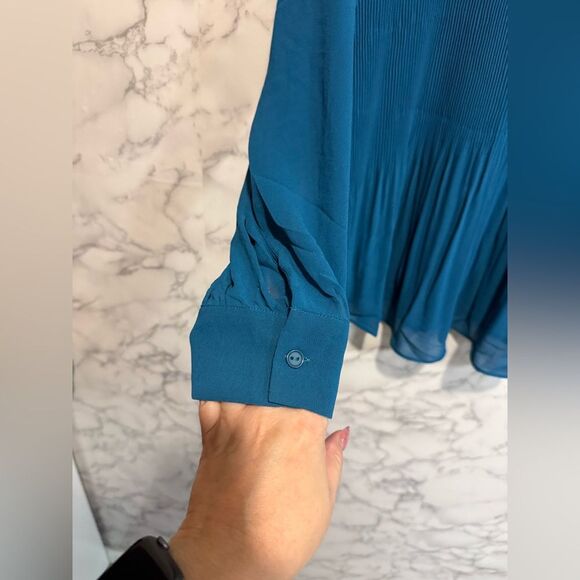 City Chic Lust After Top in Teal Size XXS/12 Pleated Lace With Back Bow Detail - Picture 7 of 13